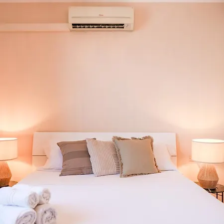 Daire Panoramic By Design *